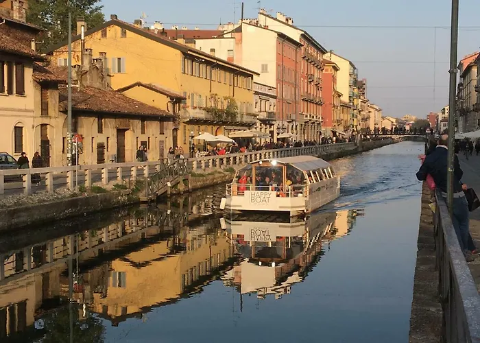 Naviglio Grande Apartment